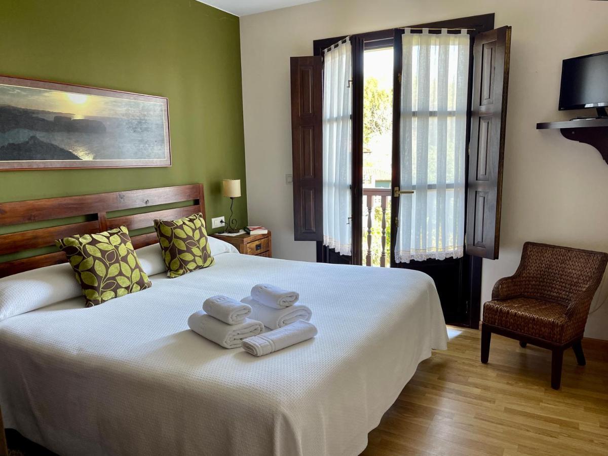 Hotel Rural El Texeu Parres de Llanes エクステリア 写真